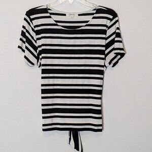 TAKARA Black & White Striped Short Sleeve Tie-Back Knit Top; Size XL
